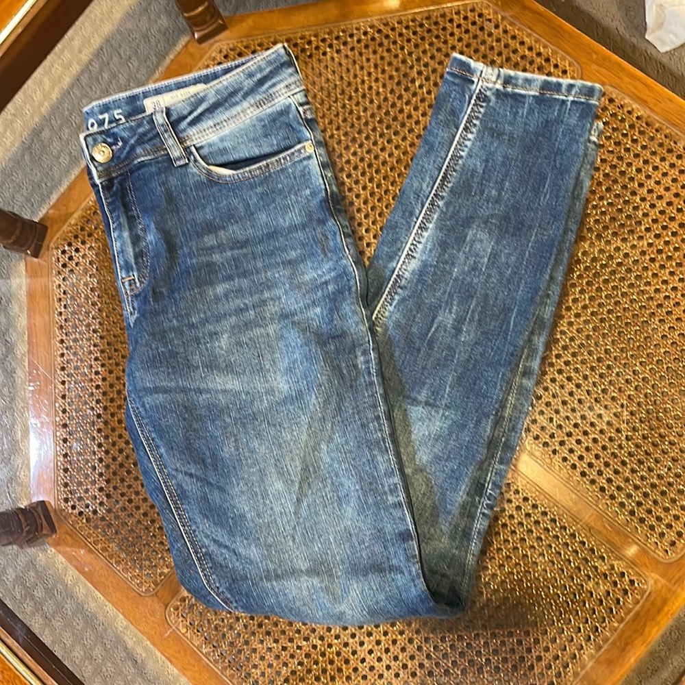 Zara Jeans